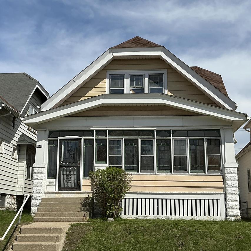 3142 N 16th St #3142A, Milwaukee, WI 53206