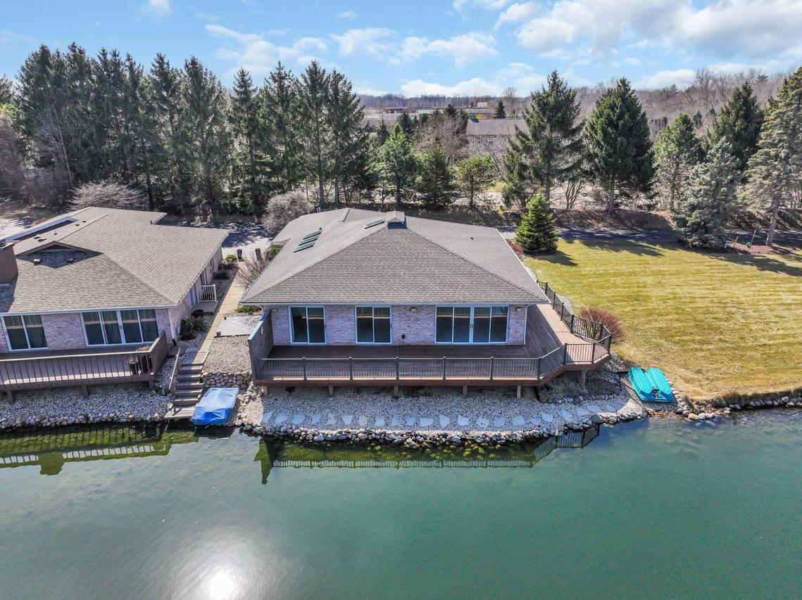 3300 S Island Club #5, Mount Pleasant, WI 53405