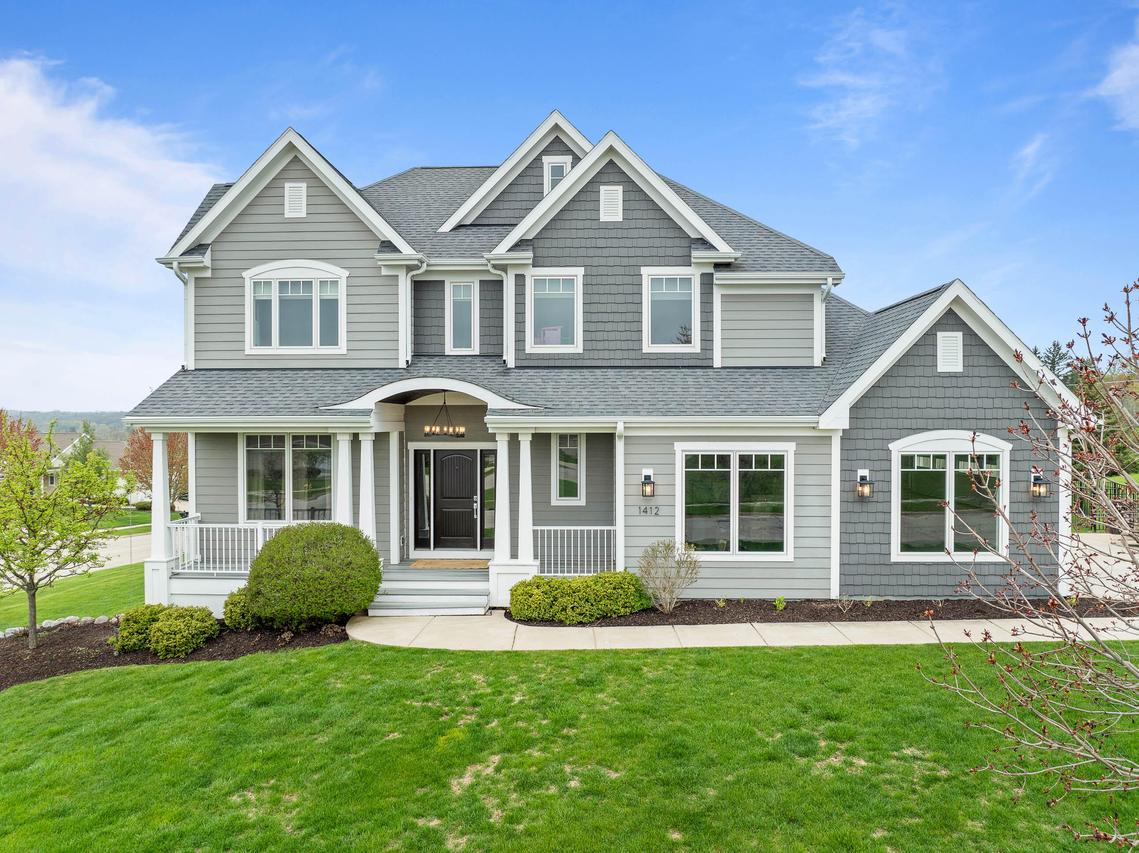 1412 Rock Ridge, Lake Geneva, WI 53147