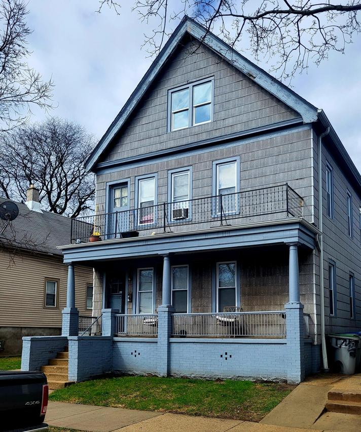 1747 S 17th St, Milwaukee, WI 53204
