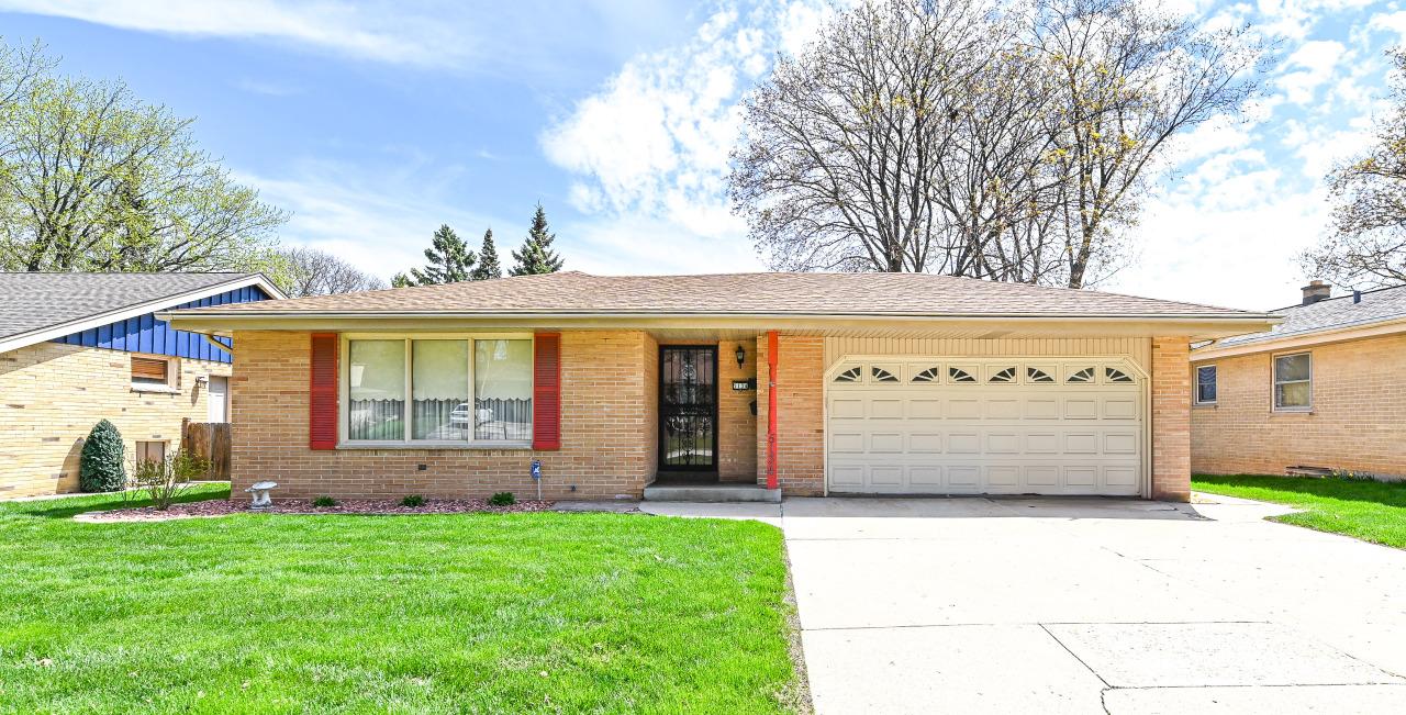 5134 S 19th St, Milwaukee, WI 53221