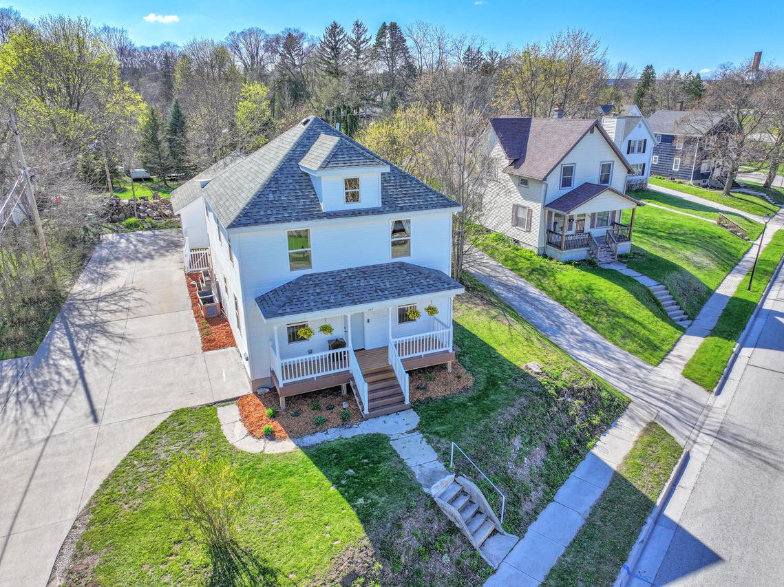 524 North St, Plymouth, WI 53073