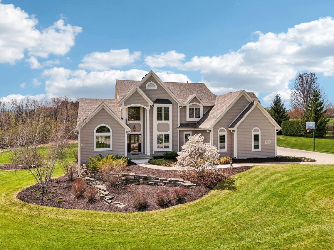 3139 Prairie View, Richfield, WI 53076