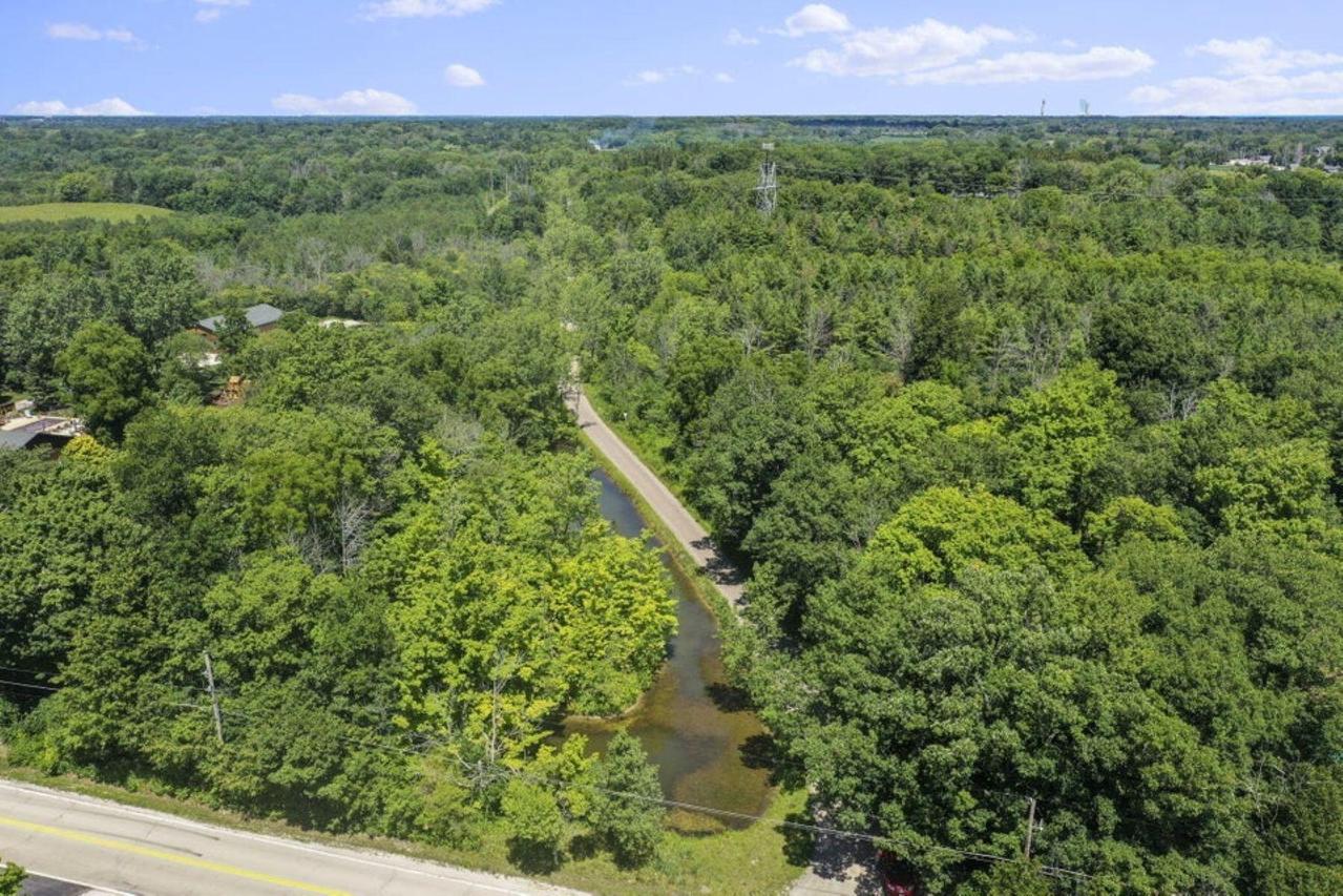 5000 3 Mile Rd, Caledonia, WI 53406