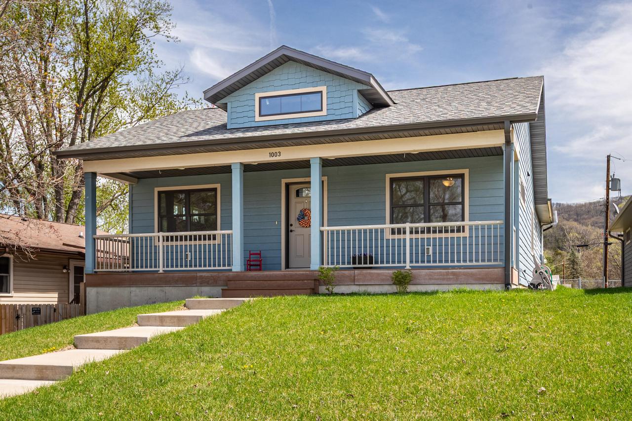 1003 25th St, La Crosse, WI 54601
