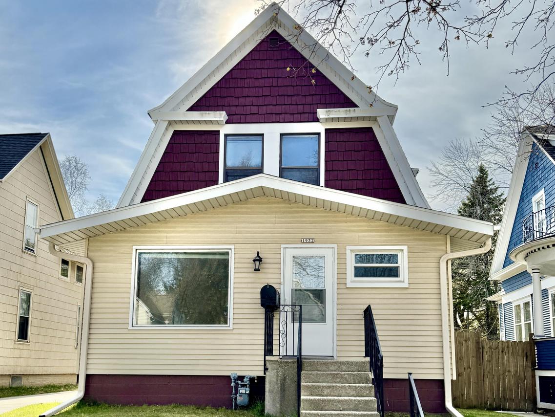 1932 N 9th St, Sheboygan, WI 53081