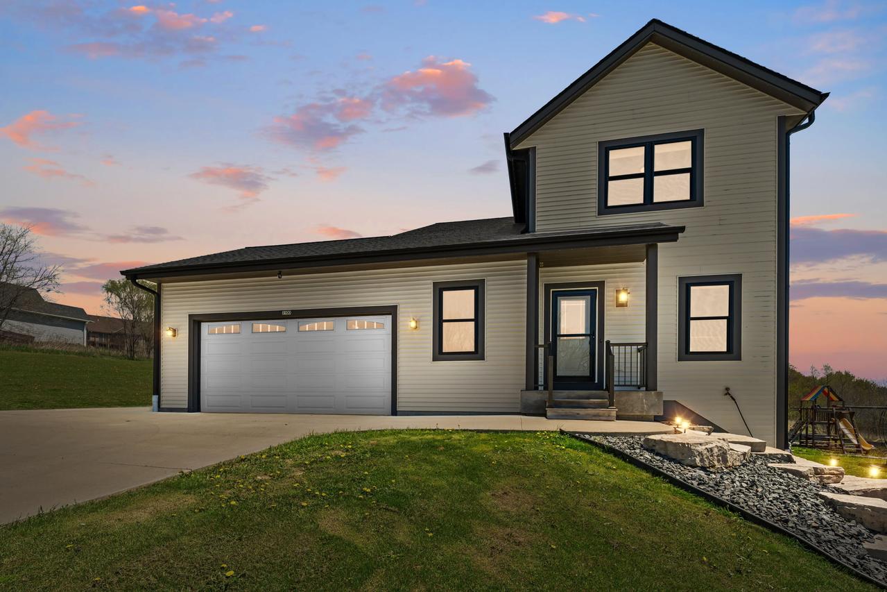 2100 Hillside Rd, Slinger, WI 53086