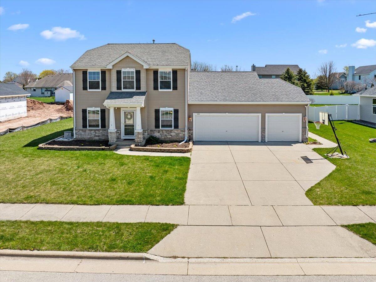412 Aspen St, Belgium, WI 53004