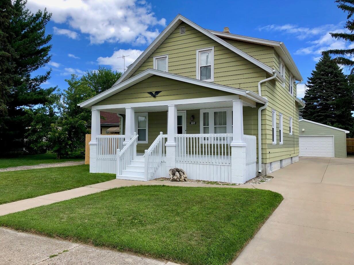 5513 37th Ave, Kenosha, WI 53144