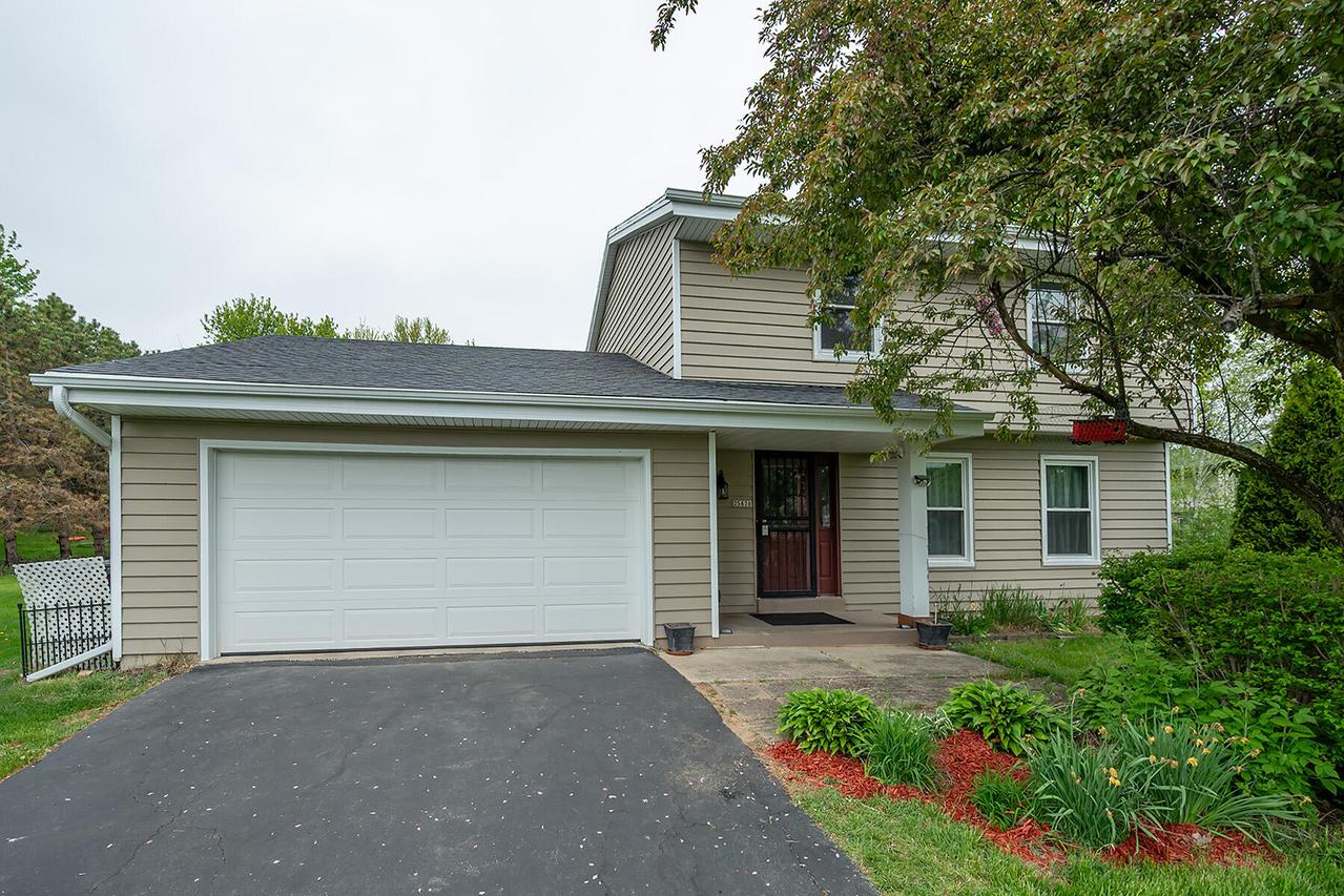 25620 Portsmouth Rd, Norway, WI 53185