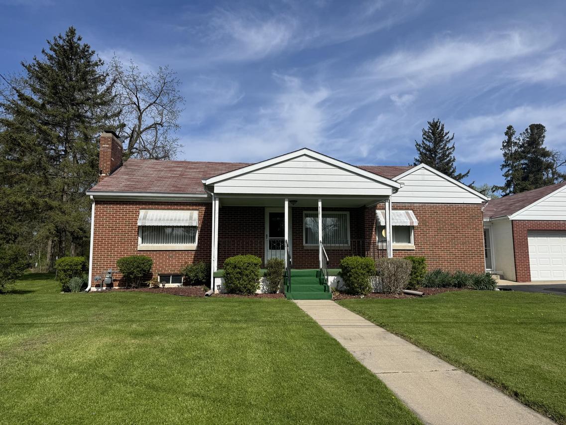 11216 306th Ave, Salem Lakes, WI 53192
