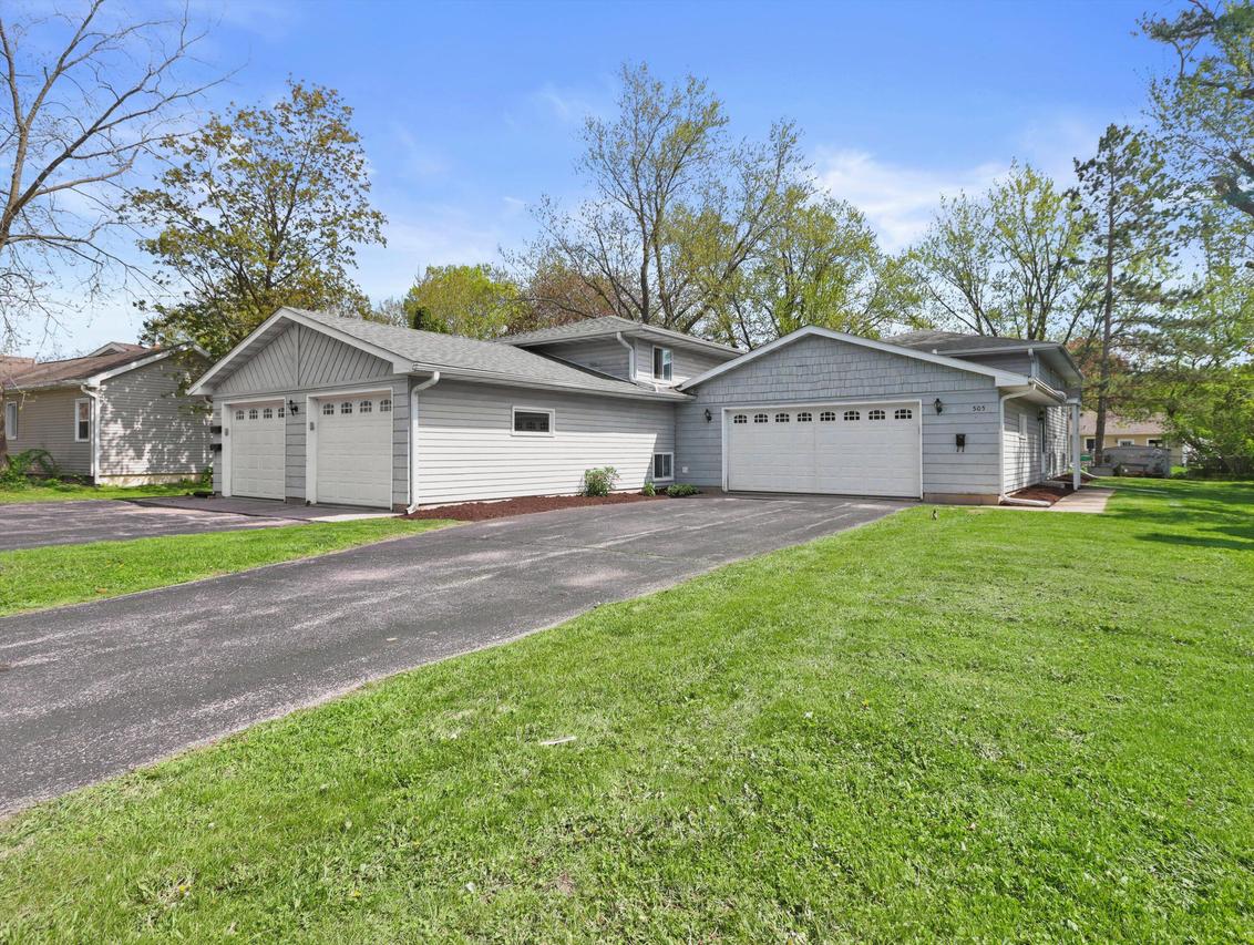 503 W Walworth St #505, Elkhorn, WI 53121