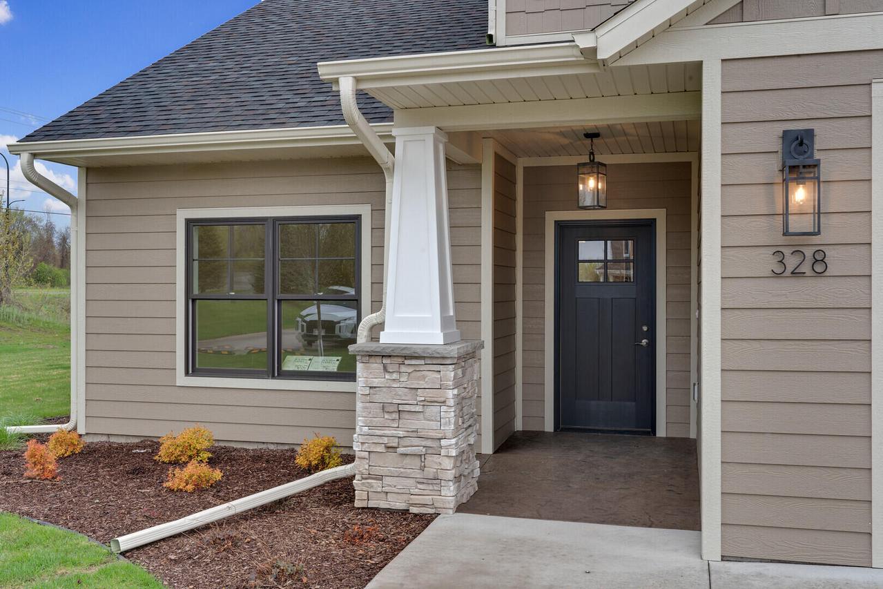 328 River Pt, La Crosse, WI 54601