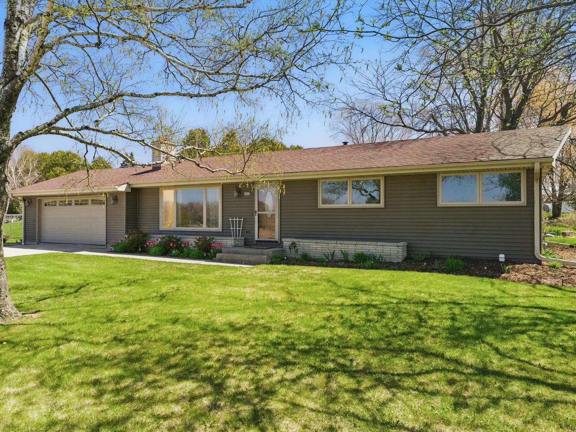 4533 Lafayette Dr, Wilson, WI 53081