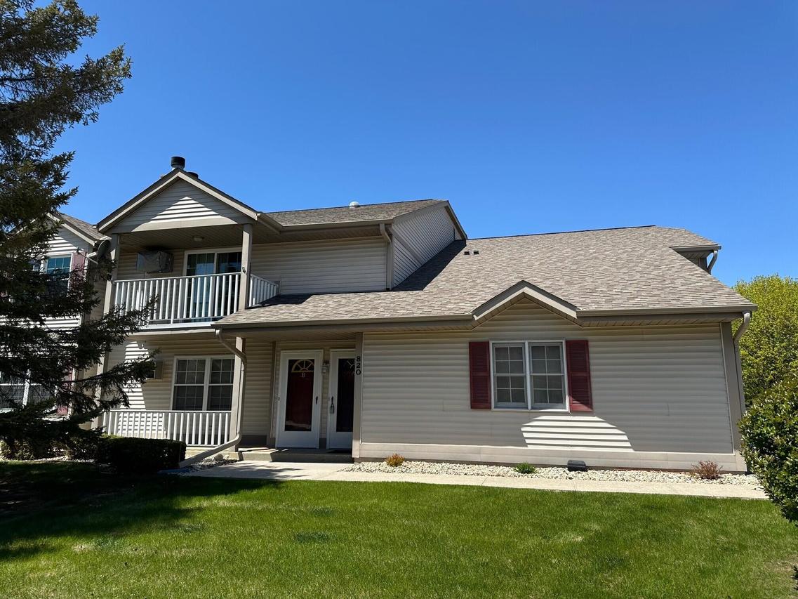 820 Devonshire Ln #A, West Bend, WI 53090