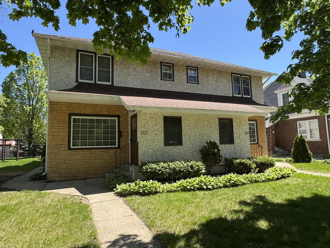 217-219 19th St, La Crosse, WI 54601
