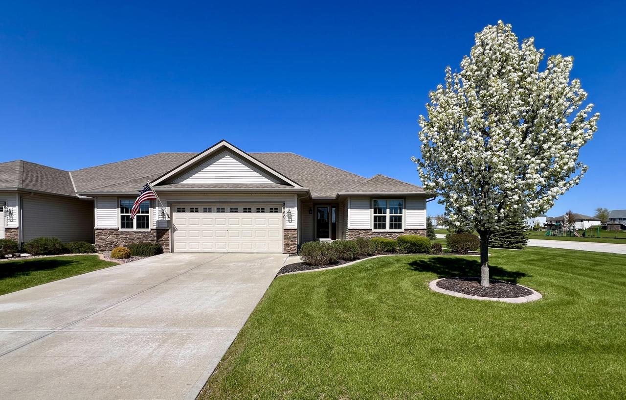 3960 Scenic Way #4, Caledonia, WI 53126