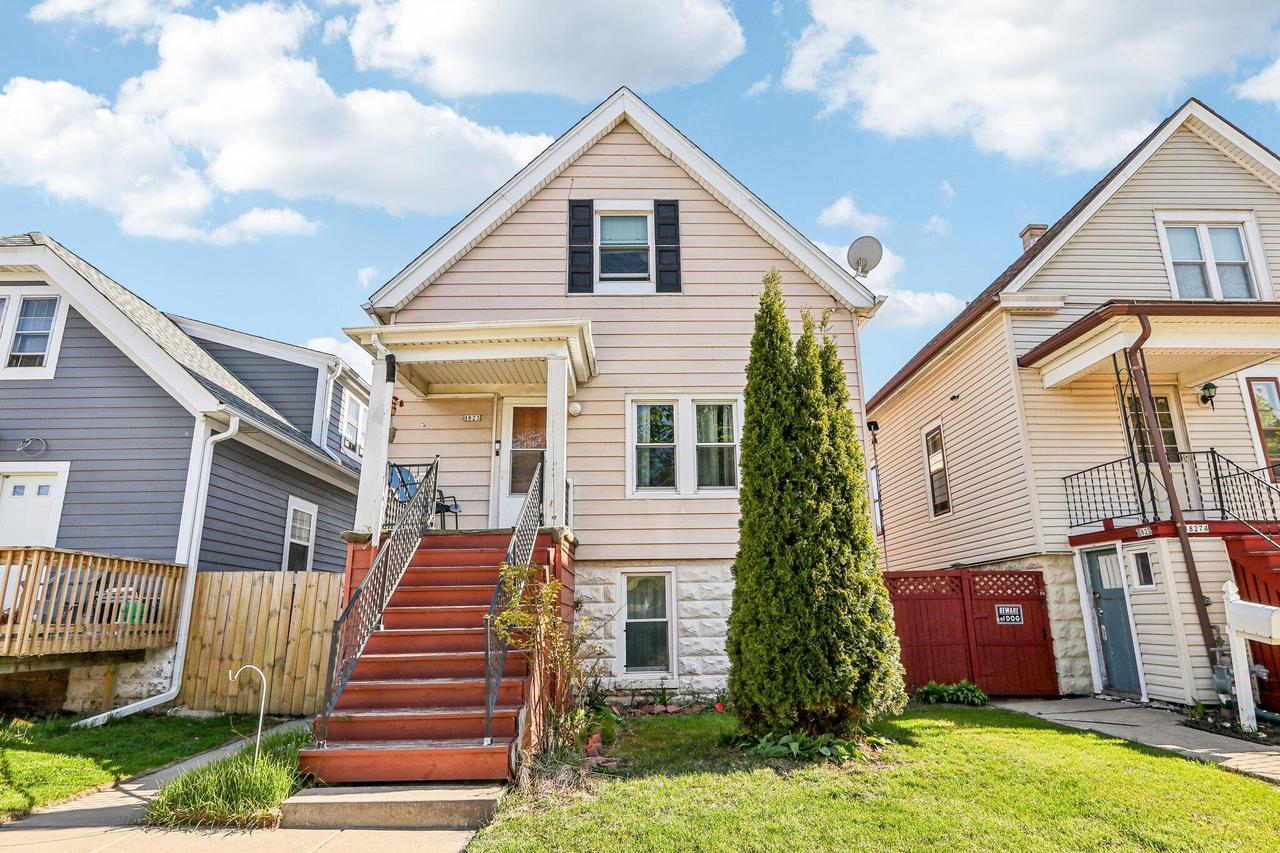1823 W Kerney Pl #1823A, Milwaukee, WI 53215