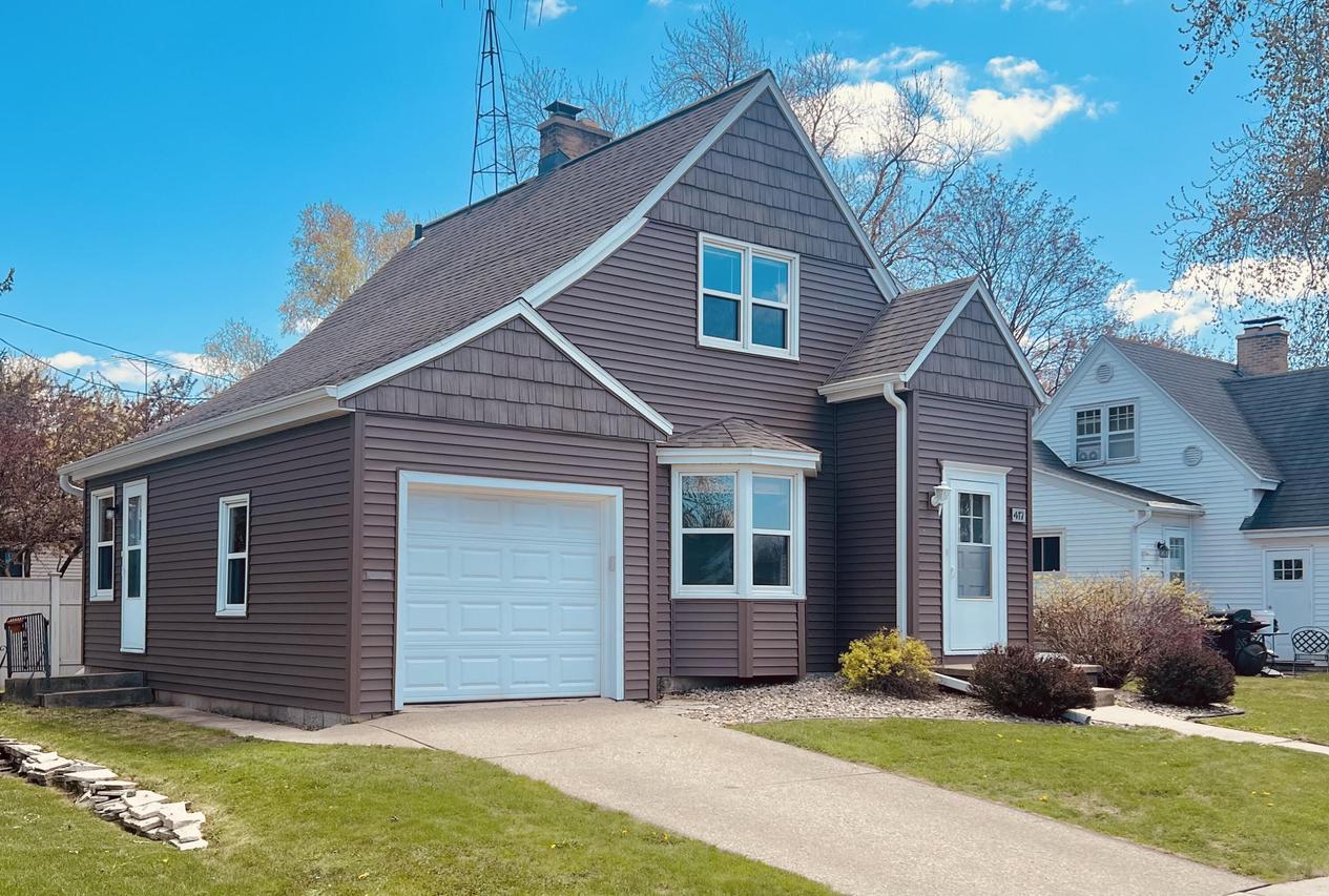 417 Pleasant St, Fond Du Lac, WI 54935