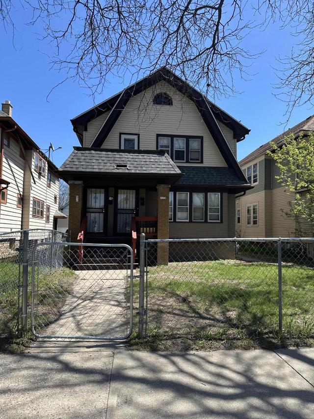 3158 N 39th St #3160, Milwaukee, WI 53216