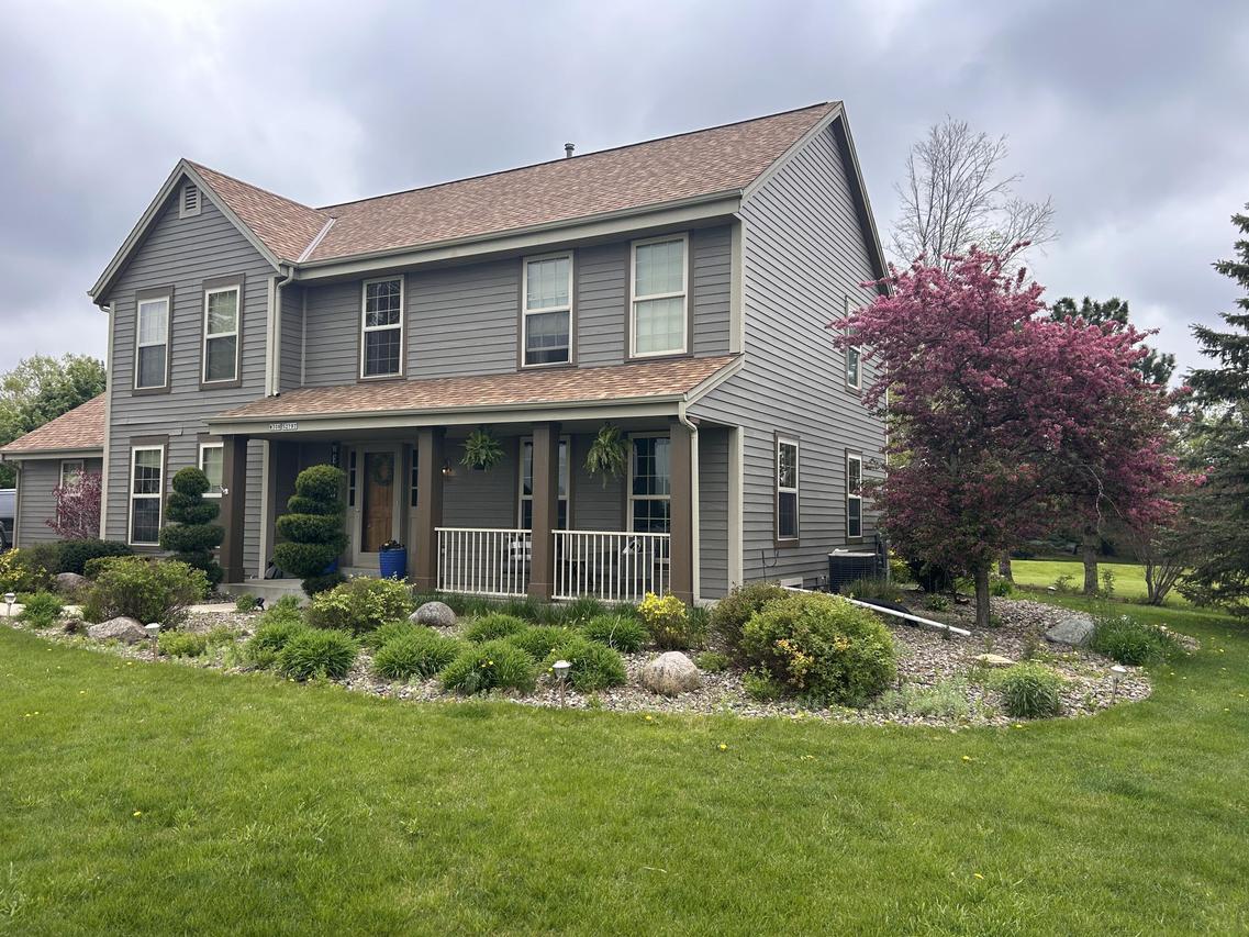 W308S2787 Wild Berry Ct, Genesee, WI 53188