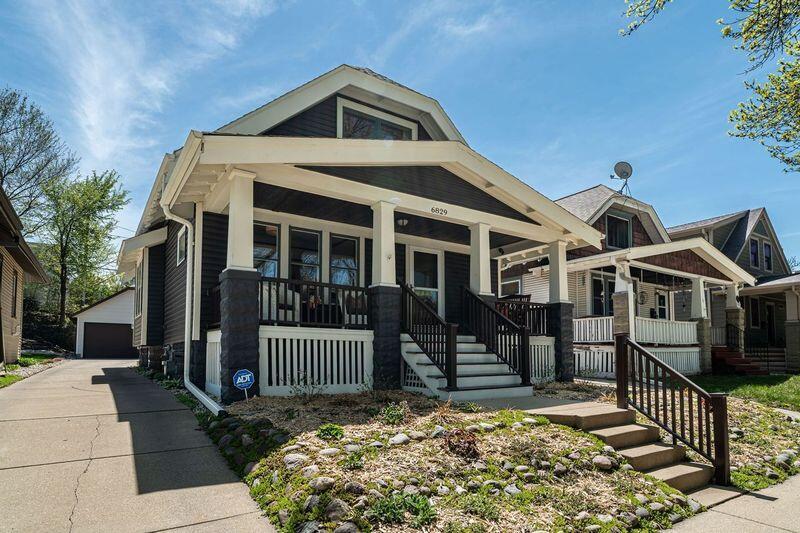 6829 Terrace Ct, Wauwatosa, WI 53213
