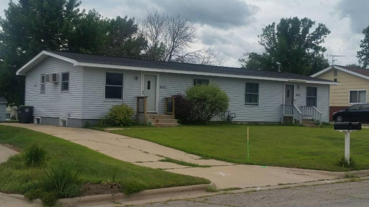 3010-3012 N Marion Rd, La Crosse, WI 54601