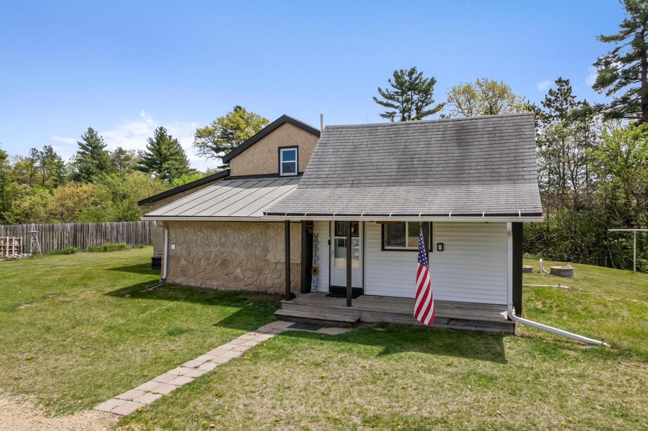 N9586 State Road 108 -, Farmington, WI 54642
