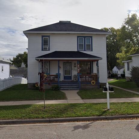 304 Kilbourn Ave, Tomah, WI 54660