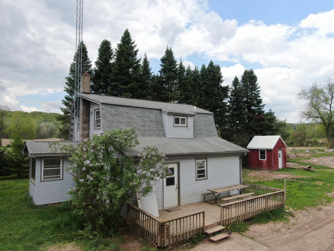 1502 Admiral Rd, Little Falls, WI 54615
