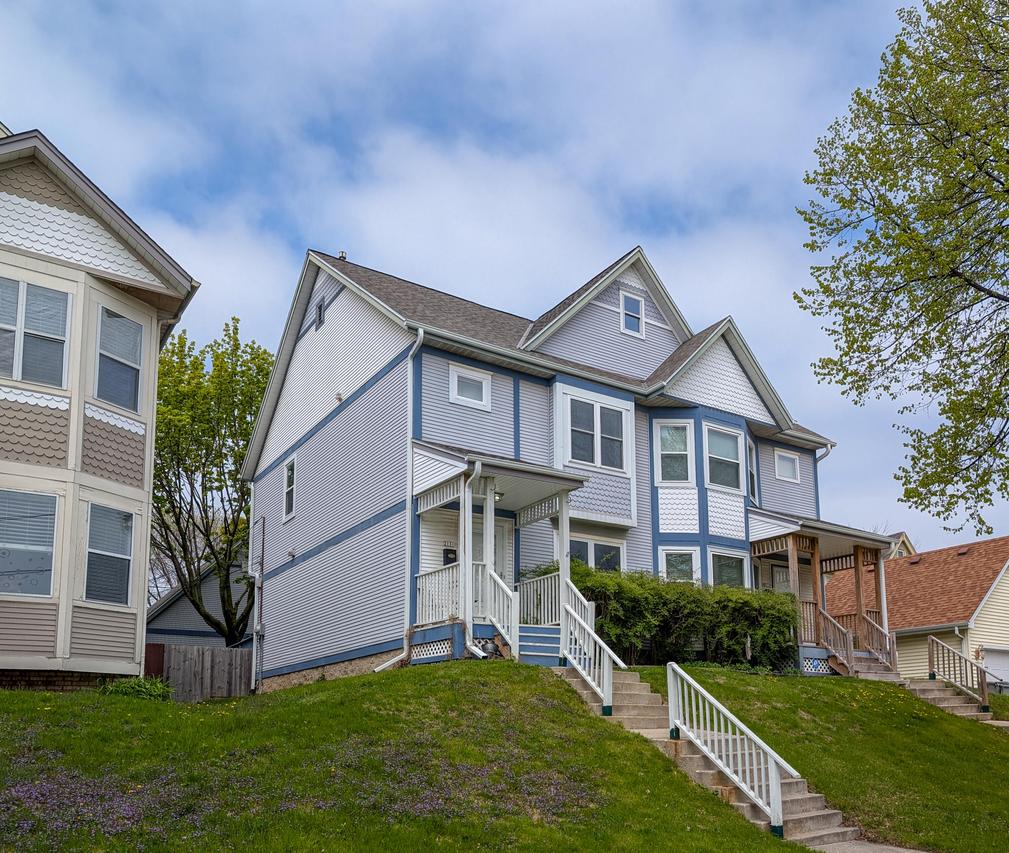 2131 N Hubbard St, Milwaukee, WI 53212