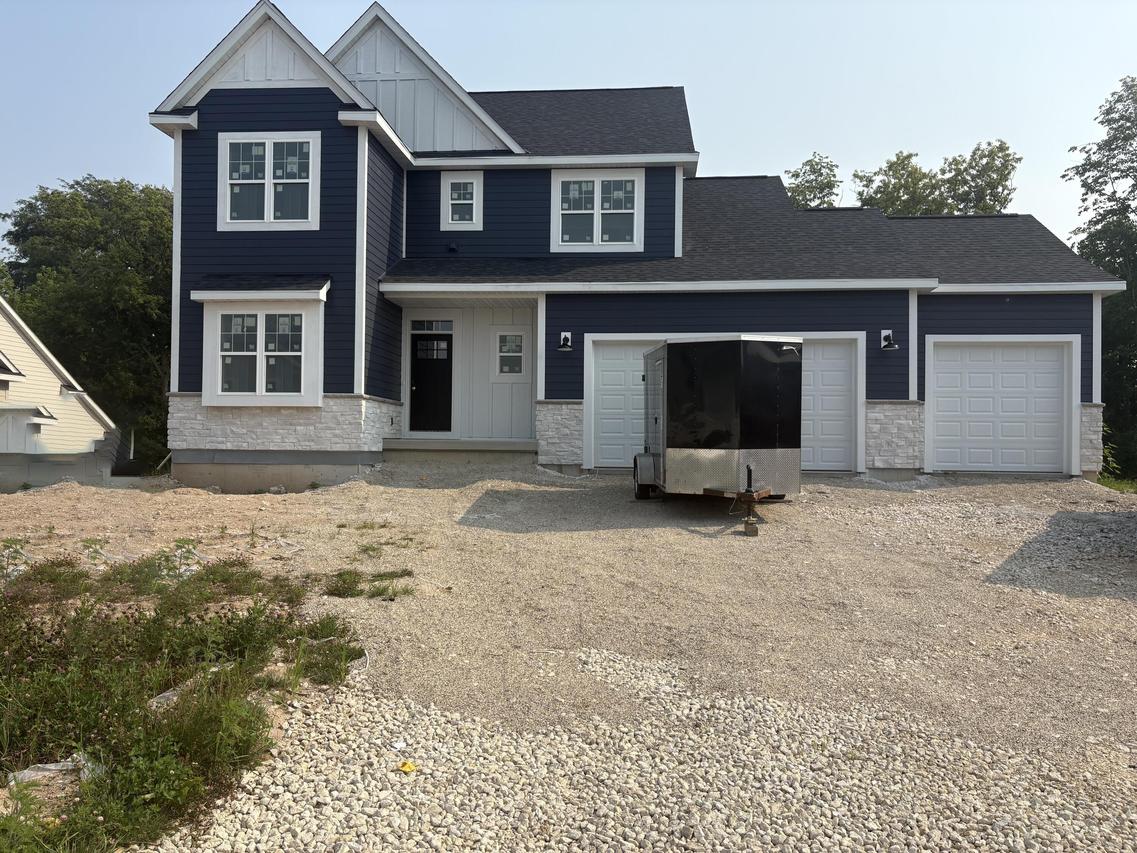 N54W19245 Broadwing Pl #Lt2, Menomonee Falls, WI 53051