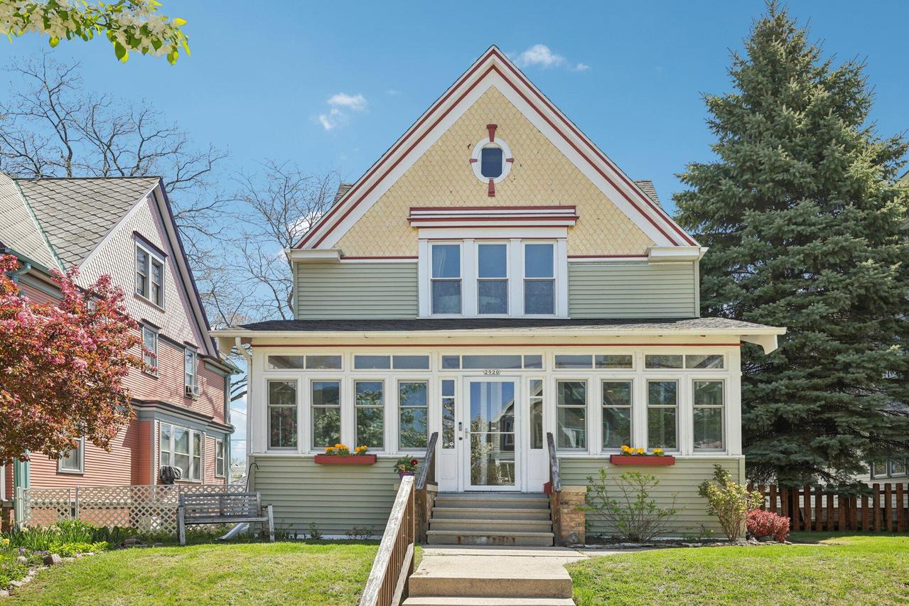 2920 S Logan Ave, Milwaukee, WI 53207
