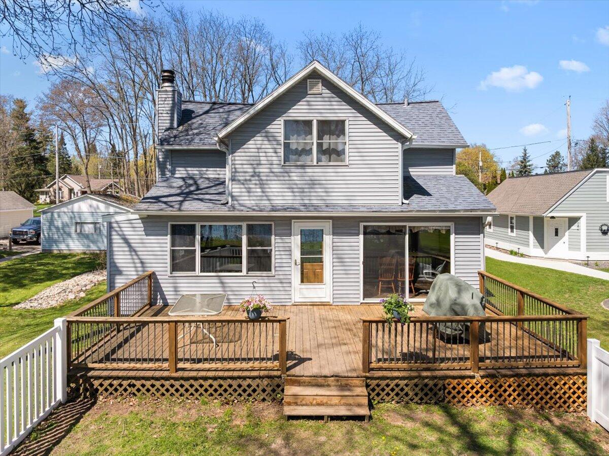 5116 Wickert Dr, West Bend, WI 53095