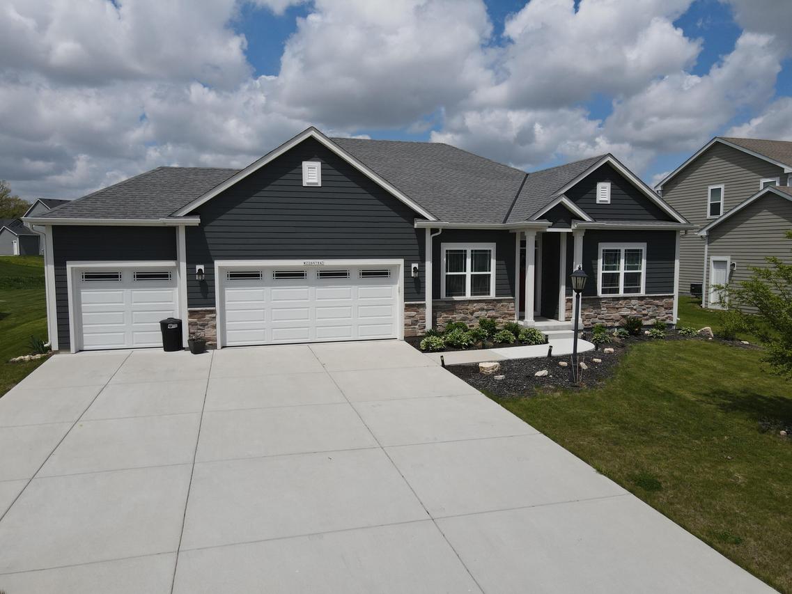 W226N7843 Timberland Dr, Sussex, WI 53089