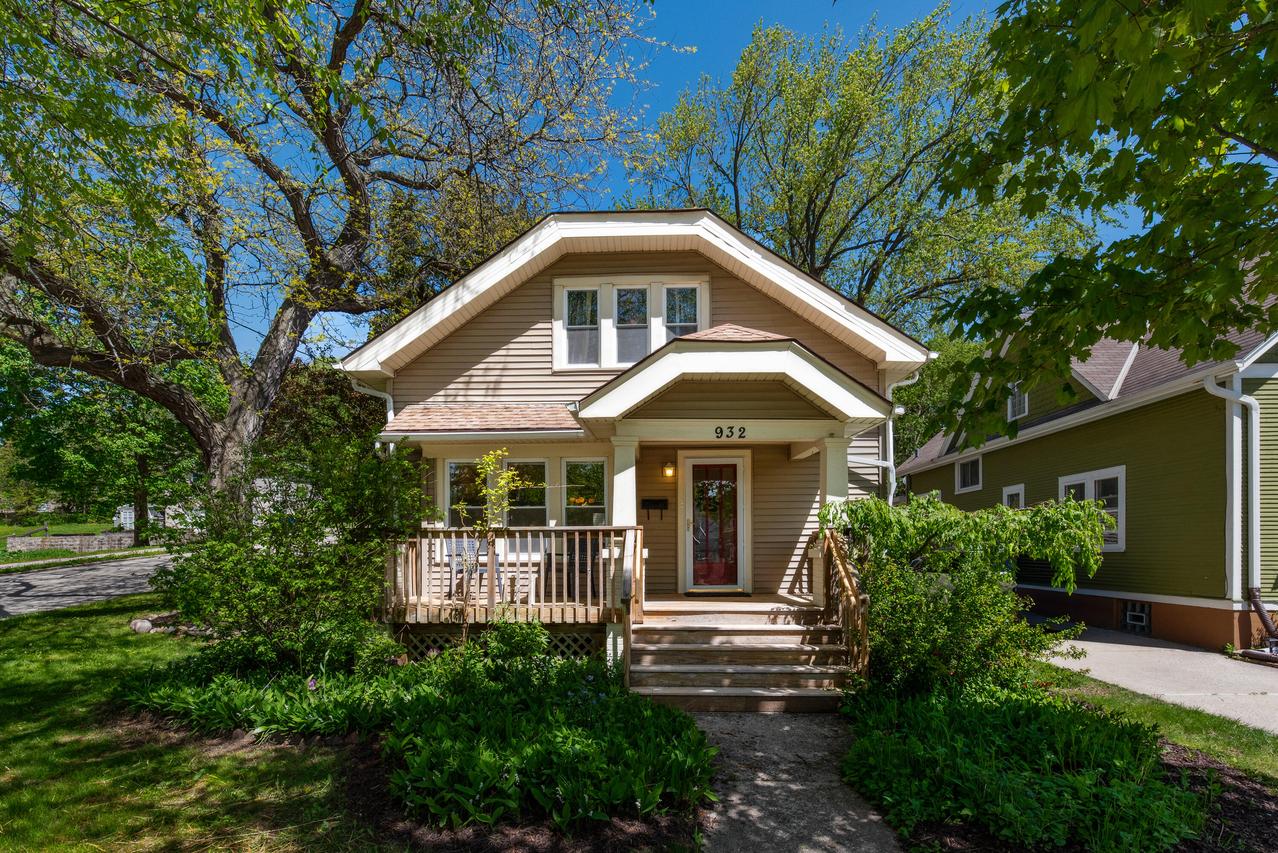 932 Poplar St, West Bend, WI 53095