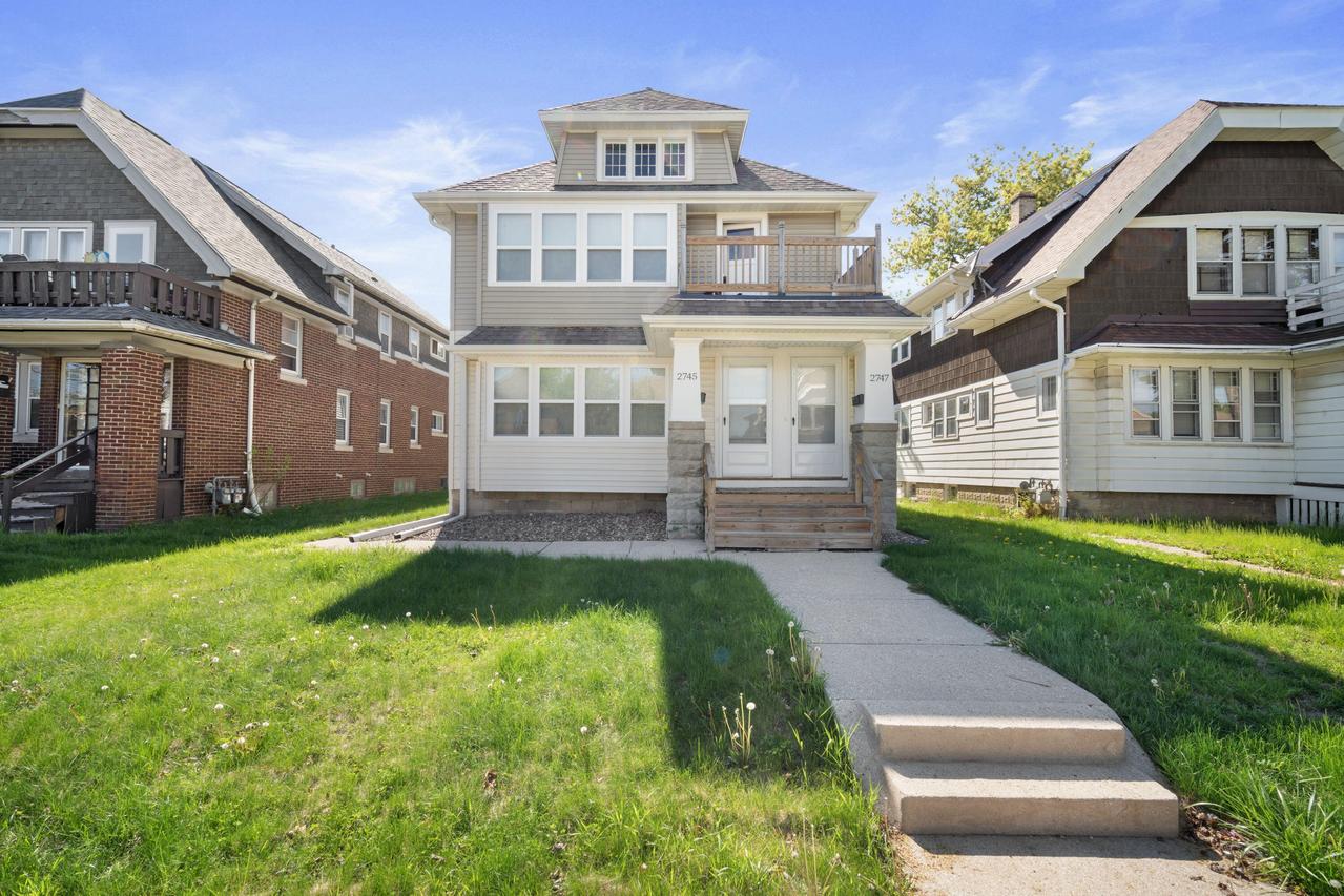 2745 N 54th St #2747, Milwaukee, WI 53210