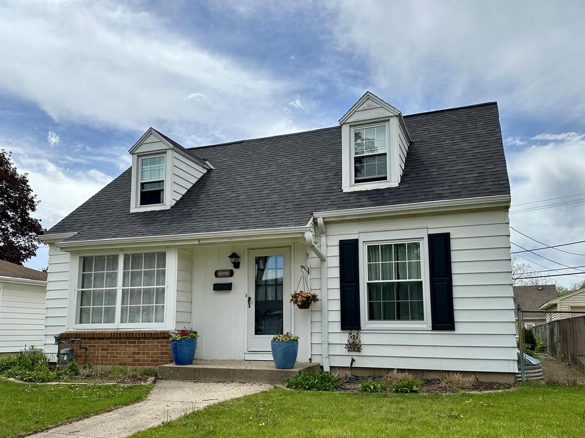 157 S 81st St, Milwaukee, WI 53214