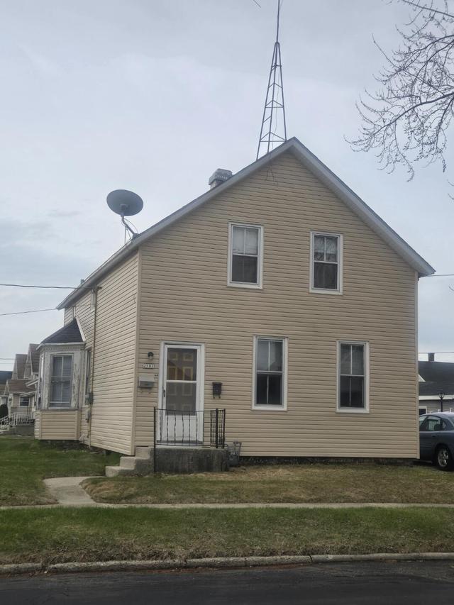 2501 Wollmer St, Manitowoc, WI 54220