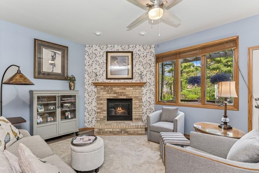 226 N Main St #6, Walworth, WI 53184