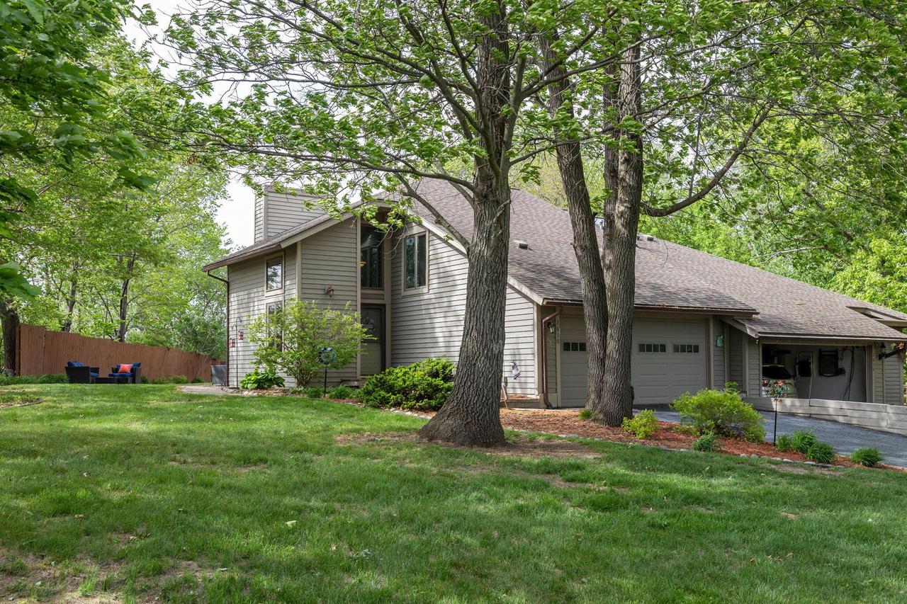 2610 N East Ave, Onalaska, WI 54650