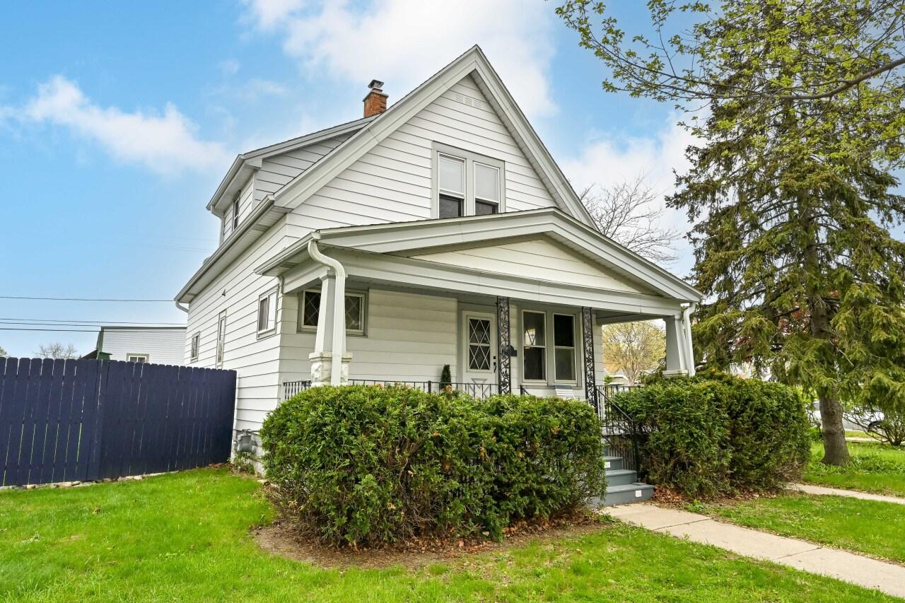 3907 E Edgerton Ave, Cudahy, WI 53110