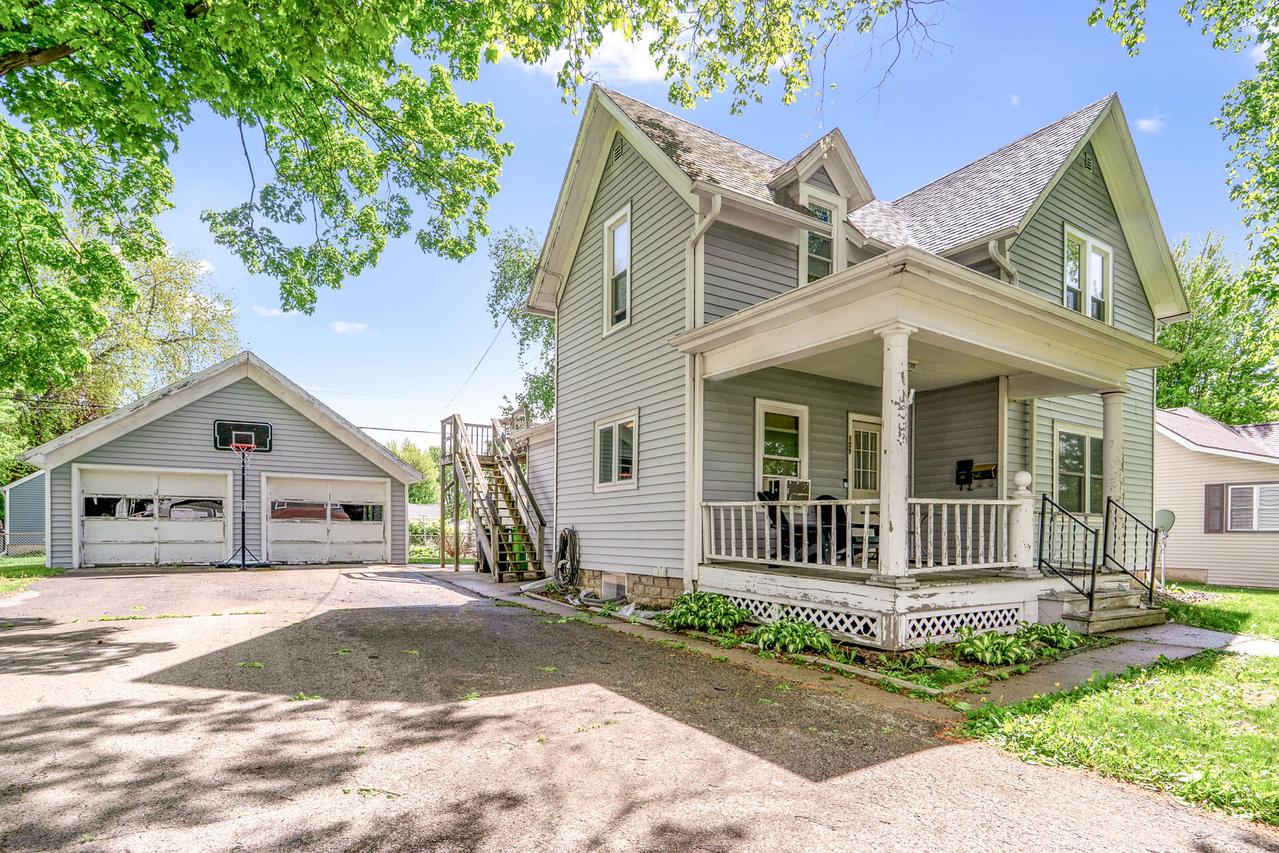 109 Olmstead St #109 1/2, Waupun, WI 53963