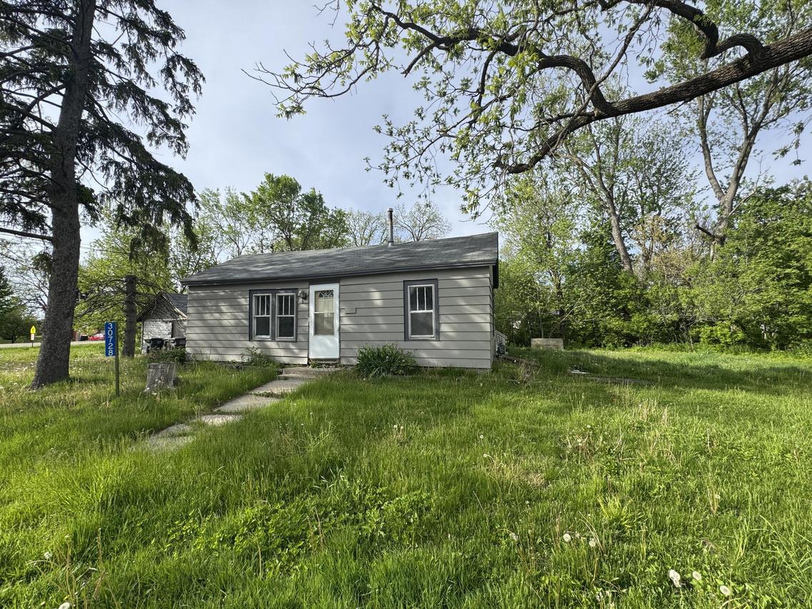 30728 113th St, Salem Lakes, WI 53181