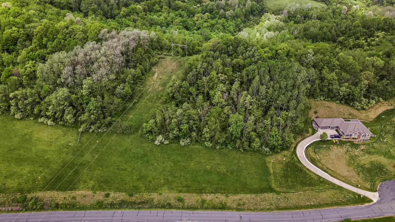 26 Stone Hill, Medary, WI 54601