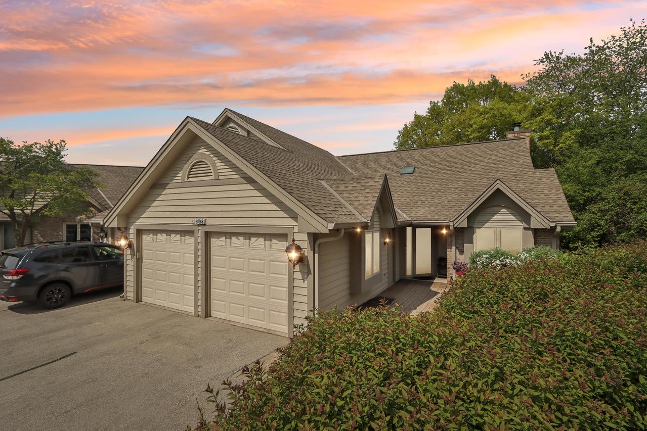 N14W30068 High Ridge, Delafield, WI 53072