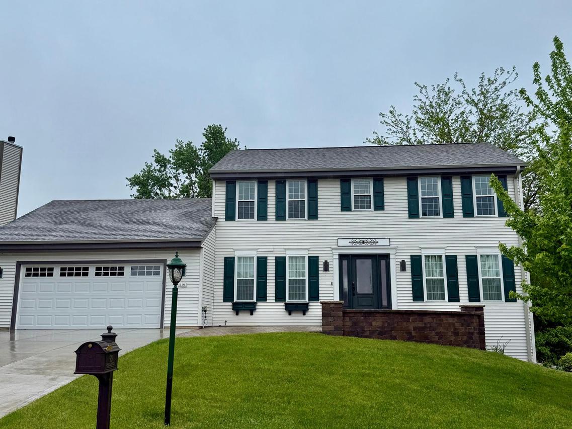 619 Woodland Cir, Waterford, WI 53185