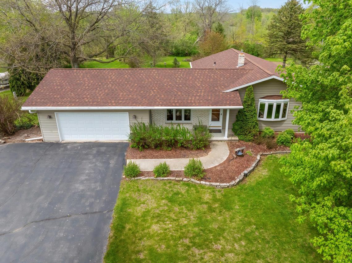 21710 Rockville Rd, Schleswig, WI 53042