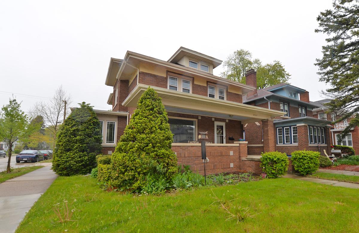 3524 Washington Ave, Racine, WI 53402
