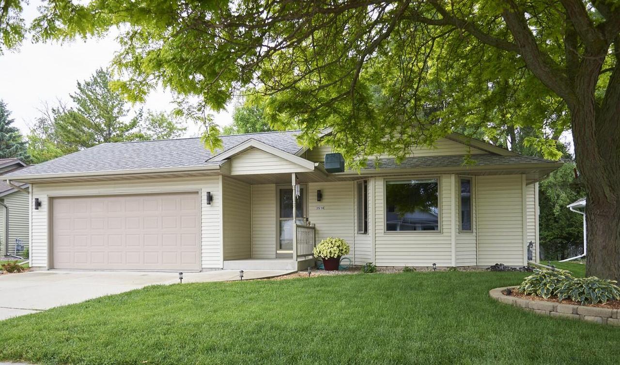 2514 N 36th Pl, Sheboygan, WI 53083
